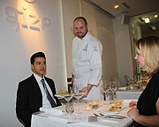 bis 12.06. präsentiert zunächst Peter Dewar, "NSACC Canadian Chef of the Year 2008" exklusive Feinschmeckermenüs (©Foto: Martin Schmitz)